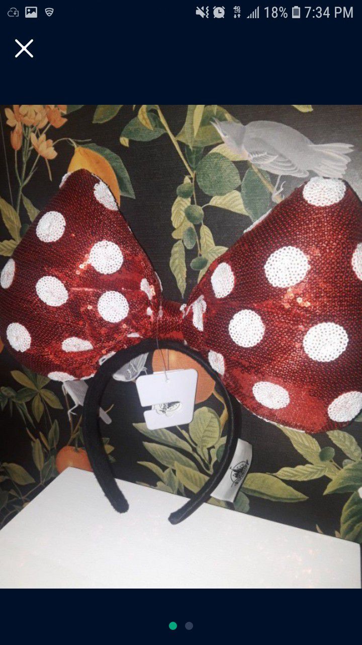 Disney Authentic Oversized Minnie Mouse Ears