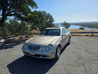 2004 Mercedes-Benz E-Class