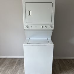 SMALL SPACE? BIG UPGRADE. 💥 STACKABLE WASHER/DRYER THAT JUST MAKES SENSE 