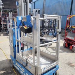 GENIE One Man Lift Electric Self Propelled 20’