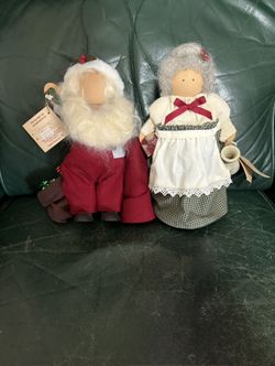Lizzie High Santa & Mrs Claus
