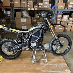 SURRON Ultra  Bee 21KW  65  MPH  With Blinkers  Brake Lights  Rider Pegs  Offer Financial 0.00%   On Approved Credit At Turbopowersports 