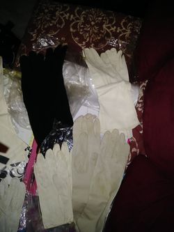 8 pair slim elegant plastic gloves