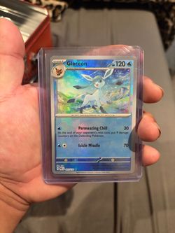 Glaceon Pokeball