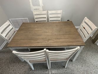 Dining set