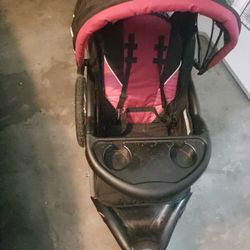 Baby Trend Stroller Three Wheels.