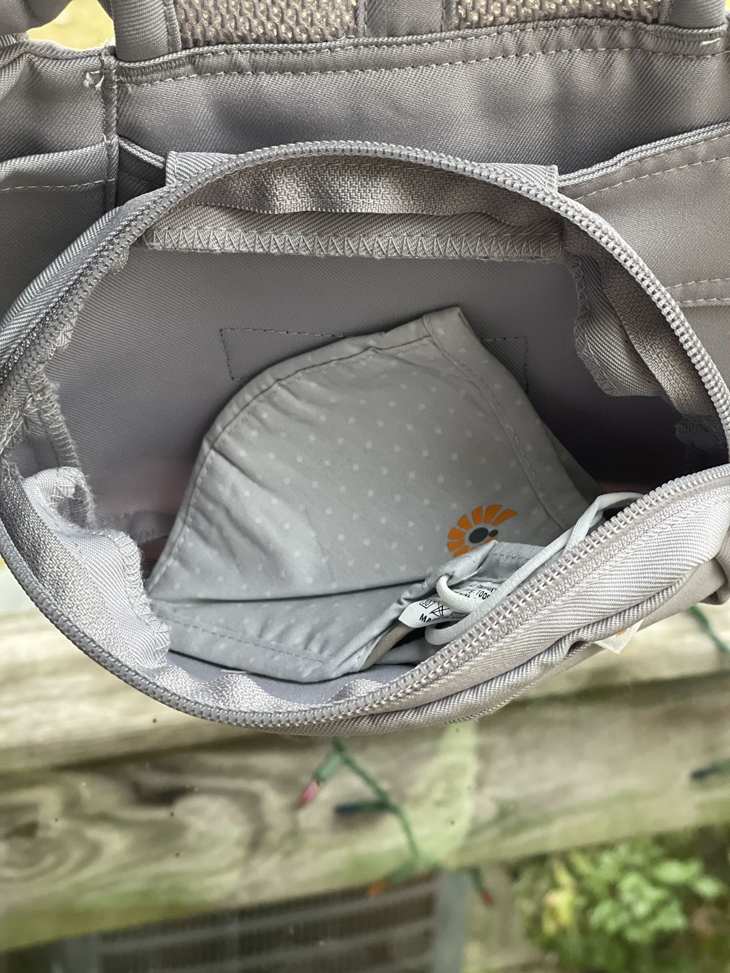 Ergobaby Omni 360 All-Position Baby Carrier for Newborn to Toddler with Lumbar Support & Cool Air Mesh (7-45 Lb), Gray