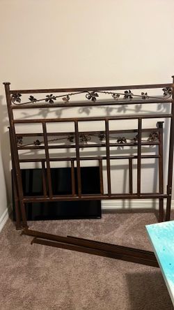 Antique Queen Size Metal Frame Bed Frame