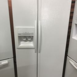 Whirlpool White Side By Side Refrigerator 