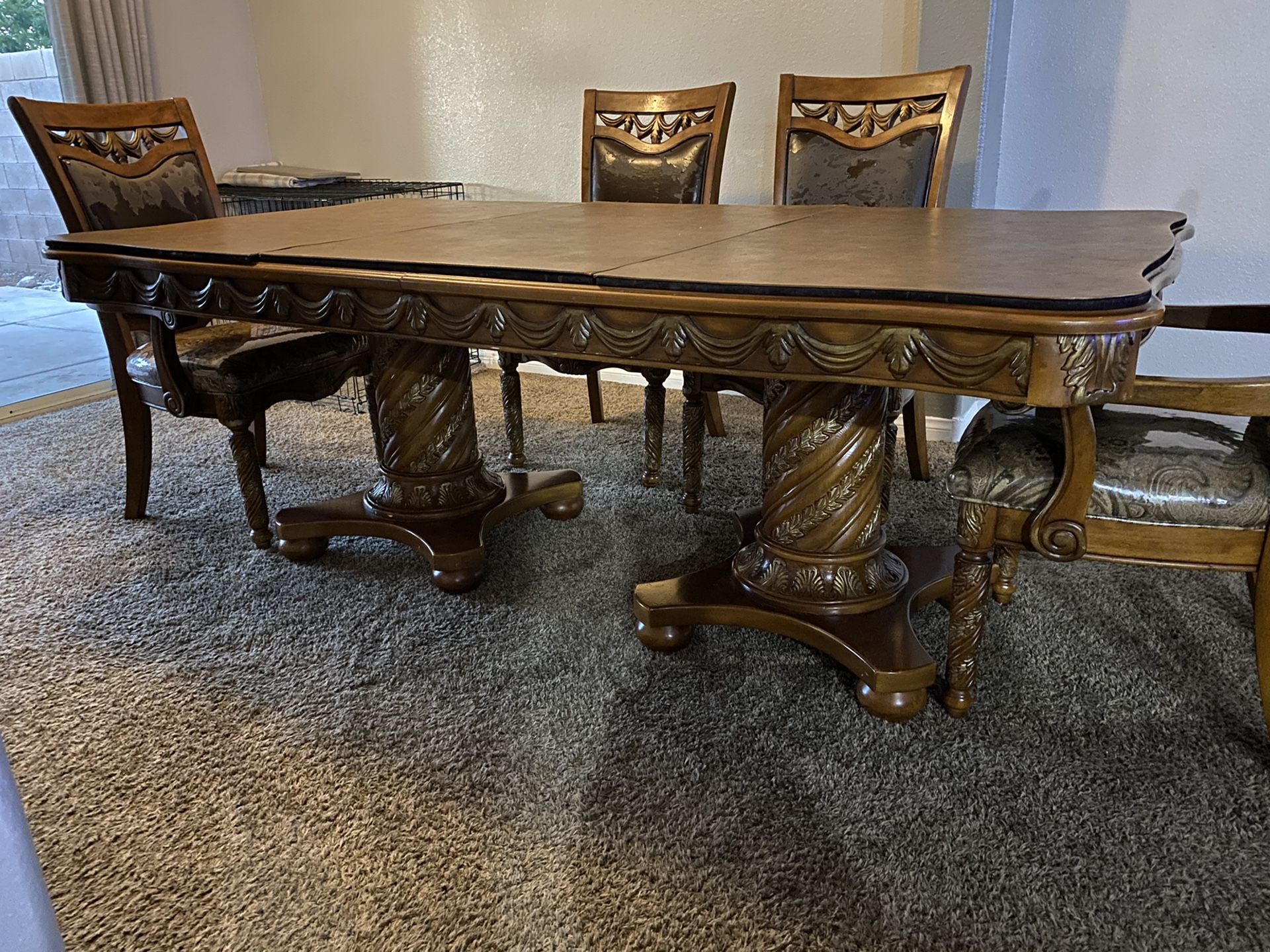 Dining room table with leaf extenders and covers *disassembled*