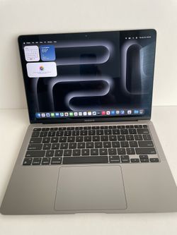 Apple MacBook Air 13 (2020 Model/ M1 chip) 8GB Memory 128GB storage great laptop (98% battery)