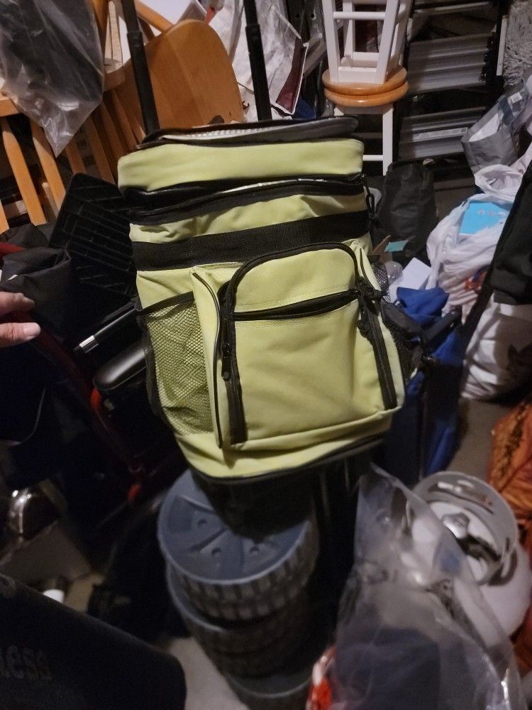 $25 Insulated Ice Cooler Bag On Wheels