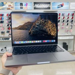 MacBook Pro M1 Pro 32gb Ram 512gb SSD 