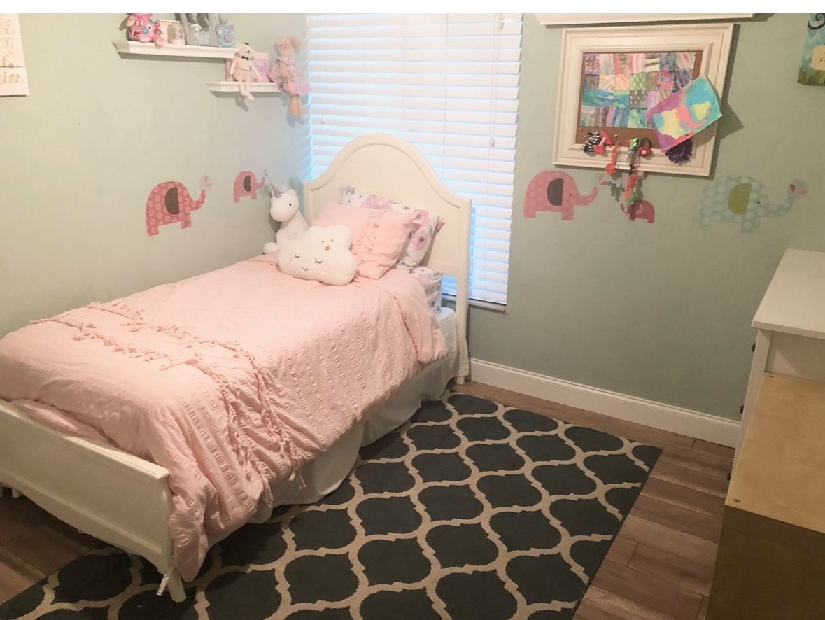 Kids Twin Bed