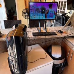 CUSTOM GAMING COMPUTER