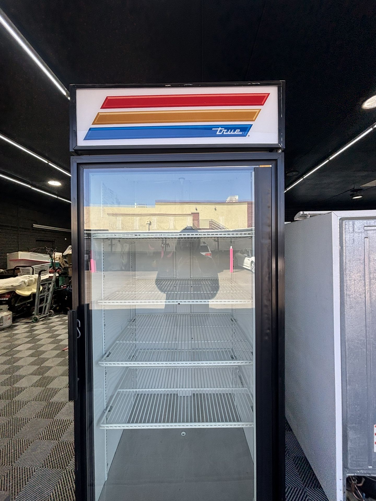 True GDM-23 One Glass Door Fridge