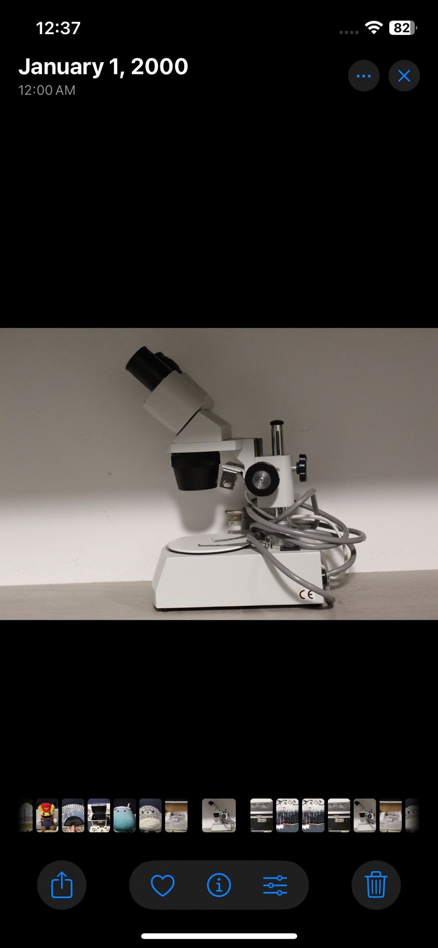 Microscope