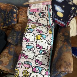 Hello kitty blanket 