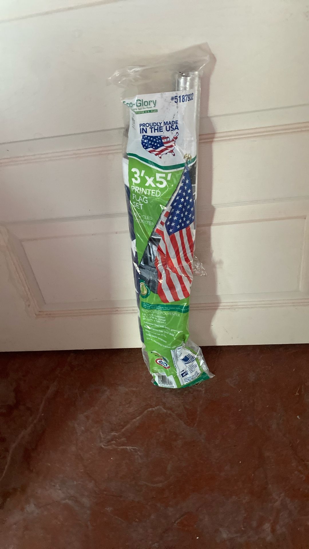 American Flag 6 Feet Tall