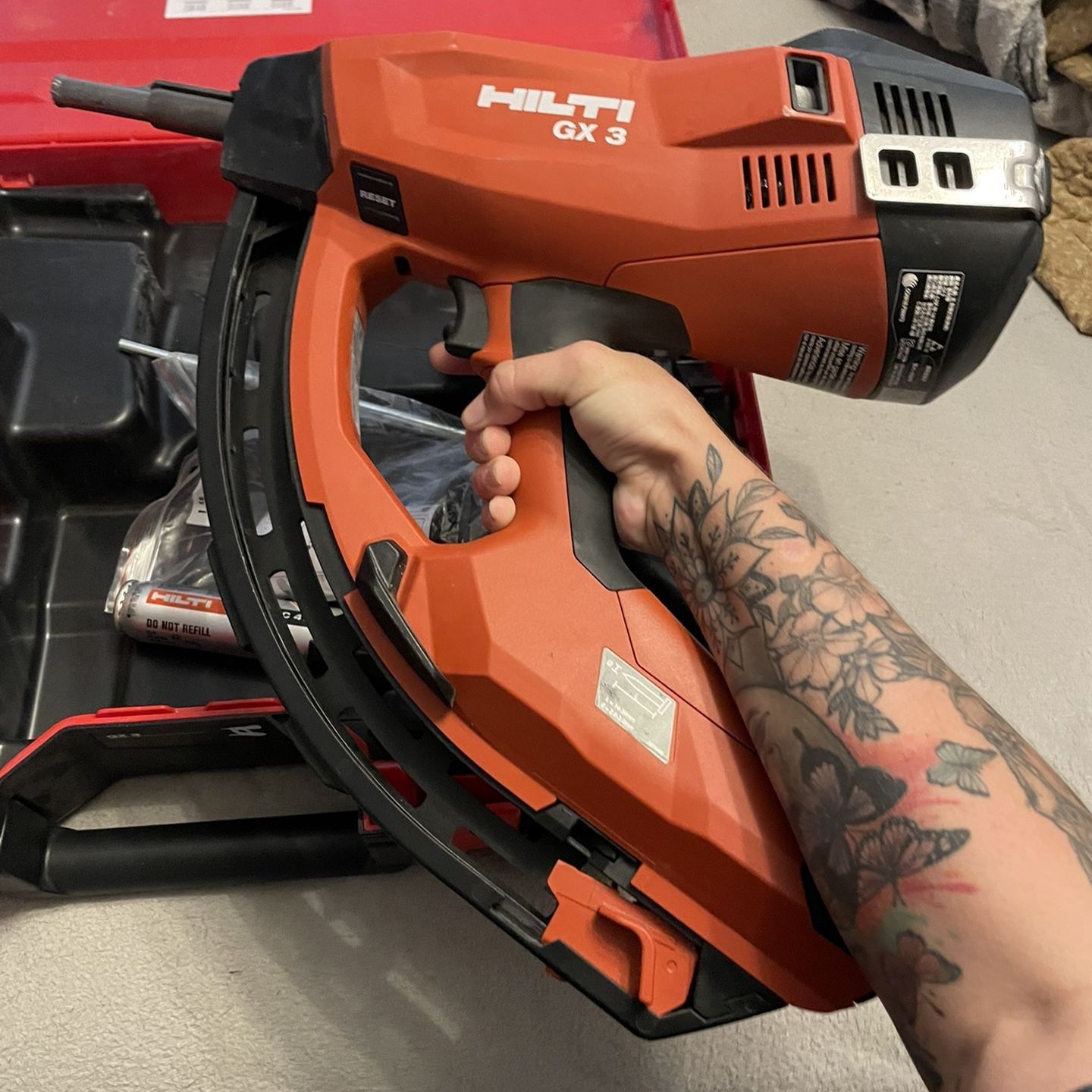 Hilti GX 3 Gas-actuated fastening tool for Sale in Clayton