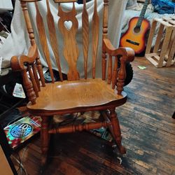 Maple Rocking Chair 