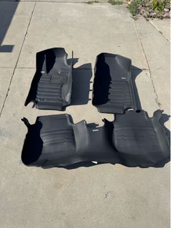 Subaru Outback all weather Tux mats