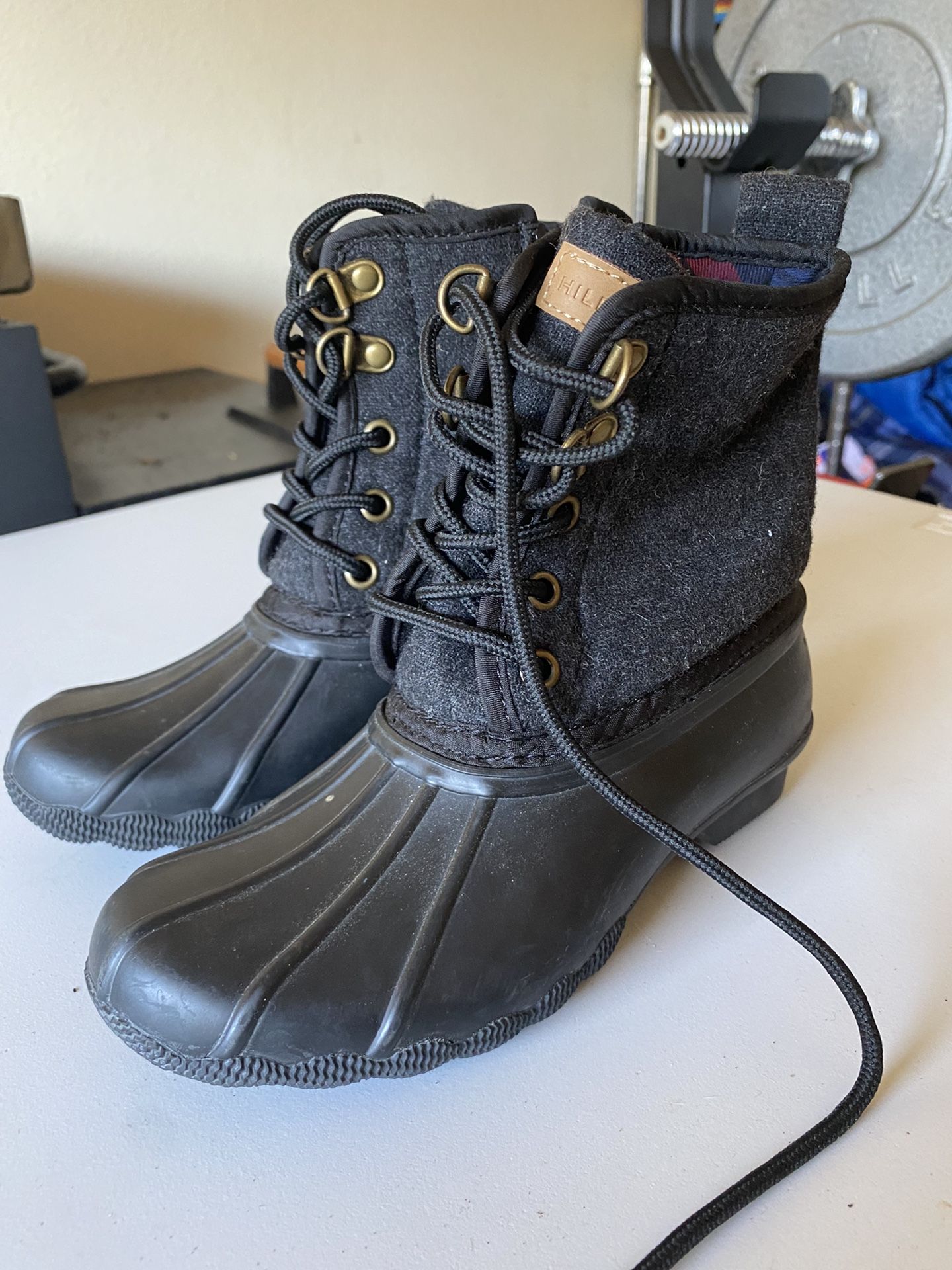 Tommy Hilfiger Duck Boots Black/Gray Size Kids 13