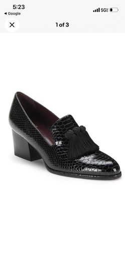 Stuart Weitzman Razmataz Tassel Heeled Loafer. Like new