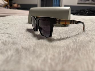 Sunglasses 🕶️ Burberry