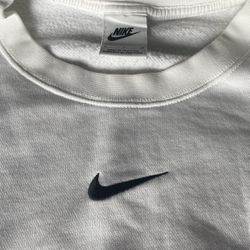Nike White Oversized Sweatshirt Size M