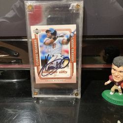 Upper Deck Card Signed By KEVIN MITCHELL