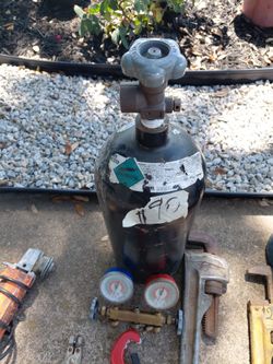 Nitrogen tank