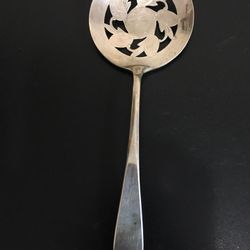 ORIGINAL ROGERS INTERNATIONAL SILVER CO SLOTTED TOMATO SERVING SPOON 