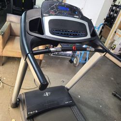 Nordictrack T 6.7 S Treadmill- Like new condition- 30 days warranty 