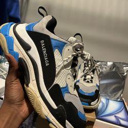 Balenciaga  Tripple S 