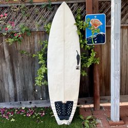6’1 Chilli Black Vulture Surfboard Fish Surf Board (not Midlength Twin Fin Lost Rnf 96 Channel Islands Egg Js Machado Firewire Album Rusty)
