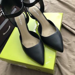 Women’s Gianni Bini Black Dress Shoes