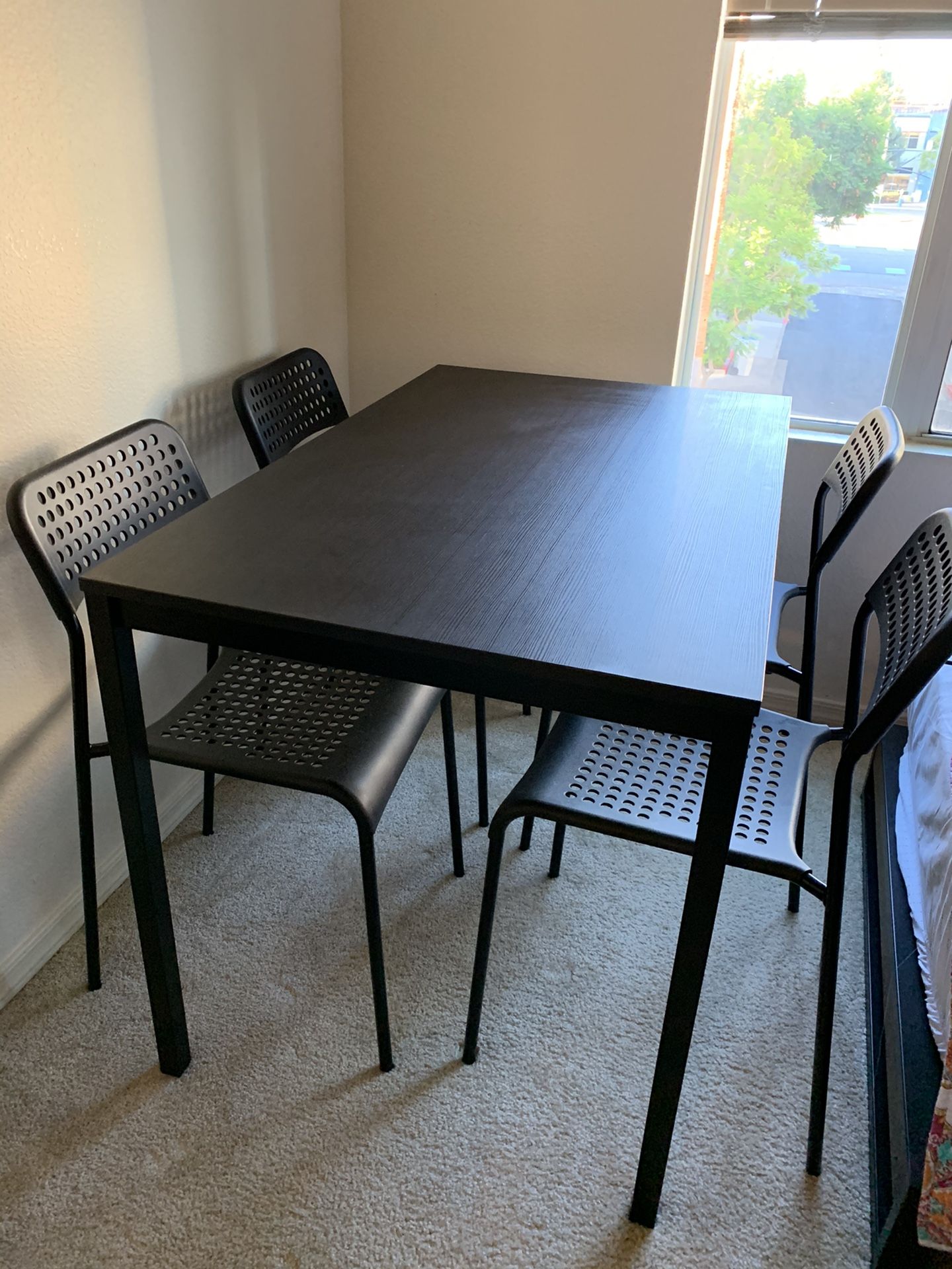 50% off Ikea dining set (TÄRENDÖ / ADDE) - 1 table and 4 chairs