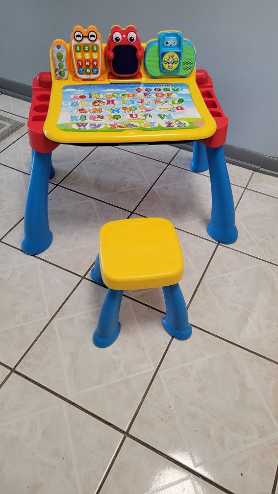 VTech Activity Desk