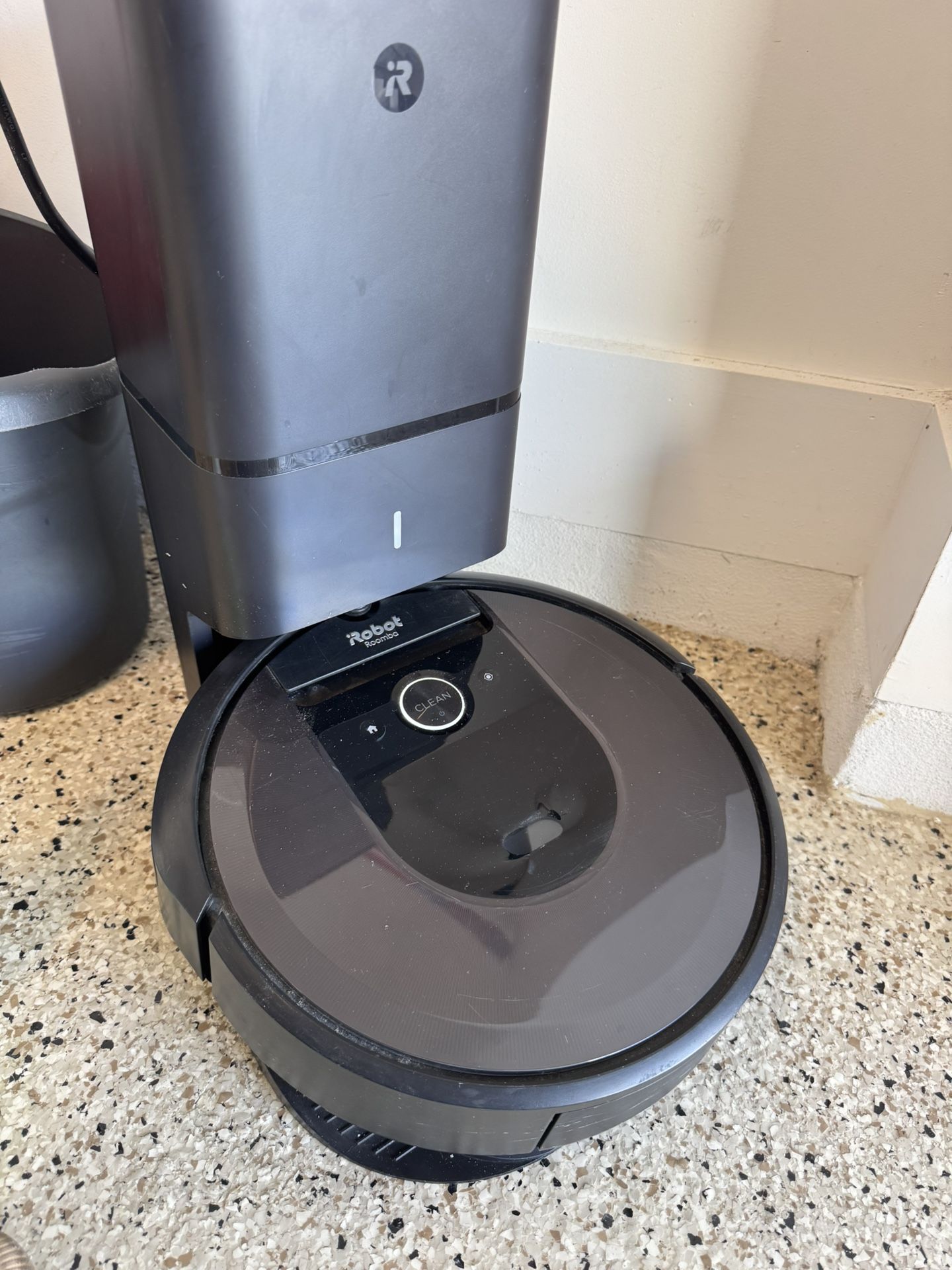 iRobot Rumba i7+