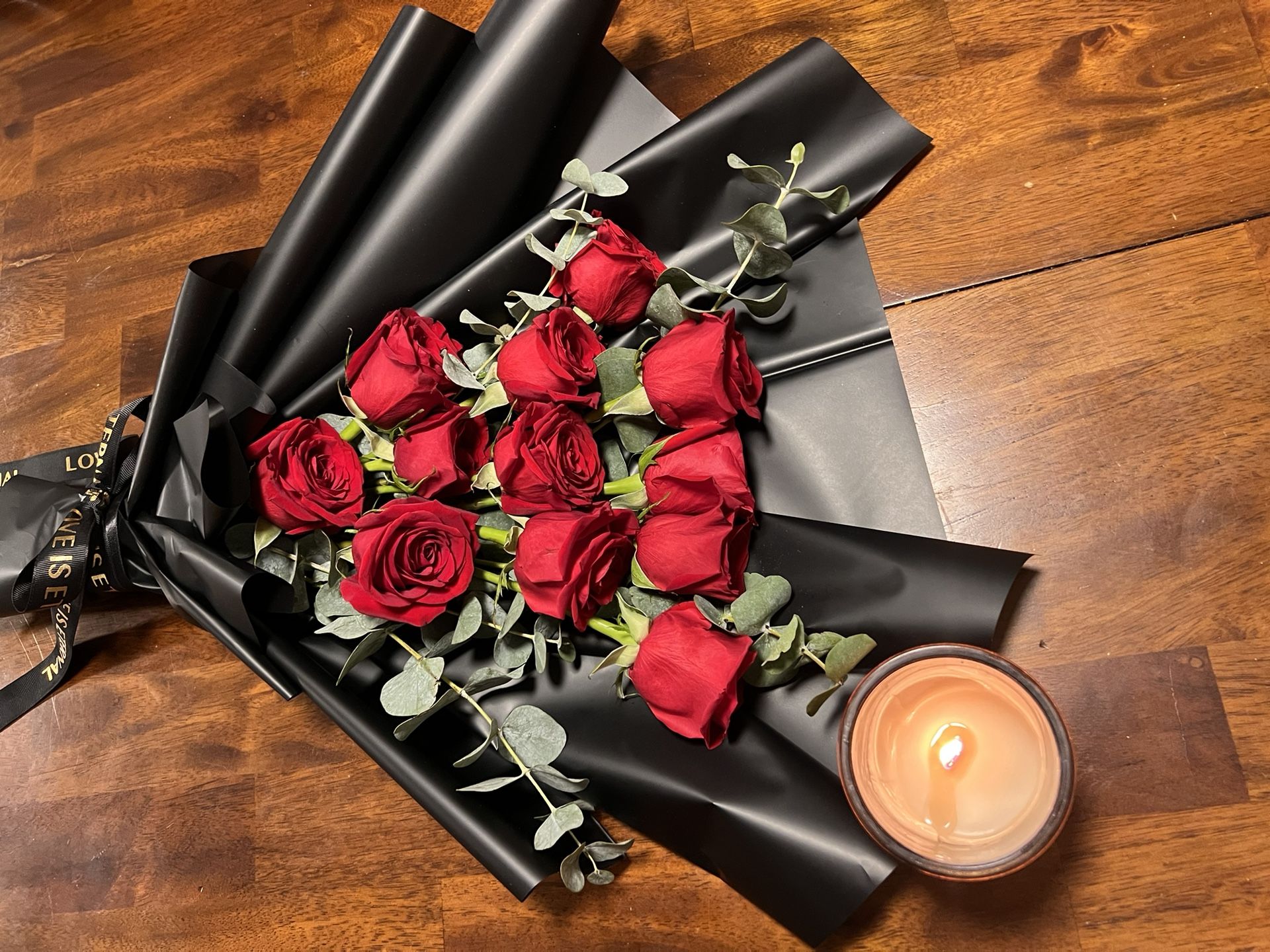 Dozen Roses Black Bouquet