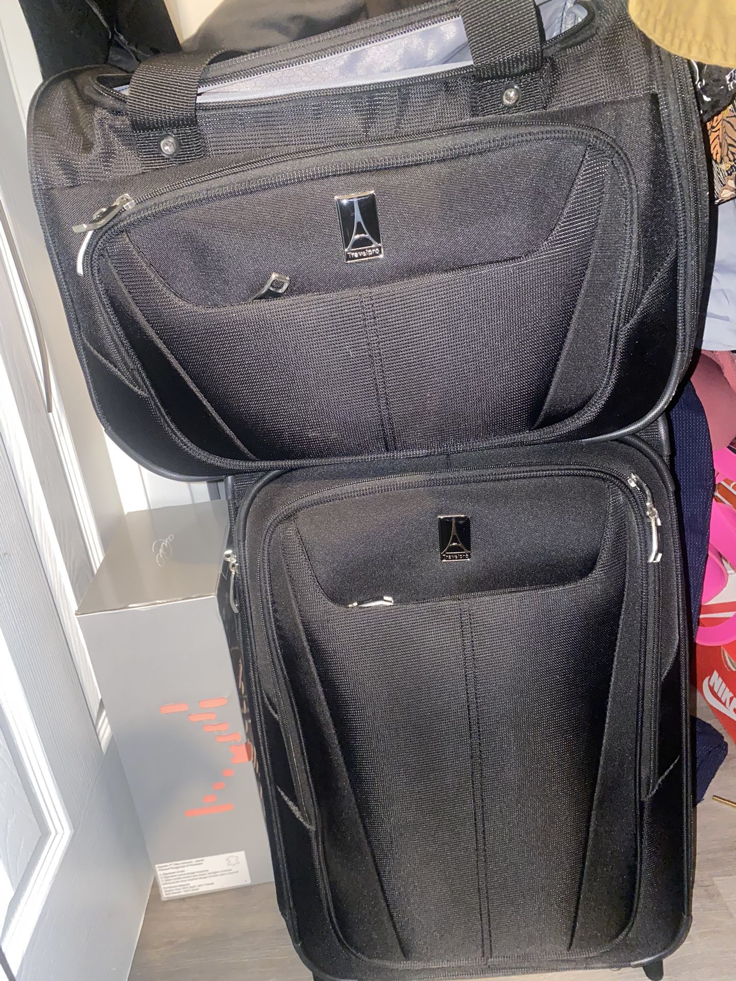 Travel Pro Luggage Set
