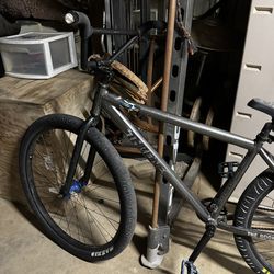 LOOKING FOR TRADE  OR GTS MINI BIKE