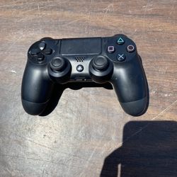 PS4 Controller 