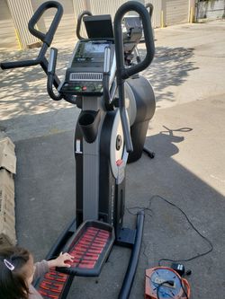 New pro form trainer elliptical