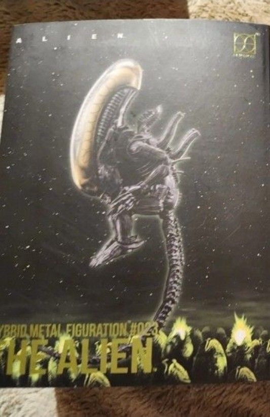 Hybrid Metal Figuration The Alien 
