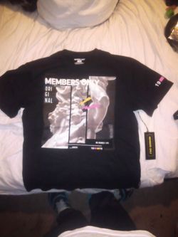  xl T Shirt (Members Only) "New"