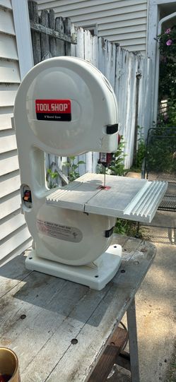 Tool Shop 9" Bench Top Band Saw