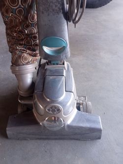 Nice Kirby Sentra vacuum cleaner