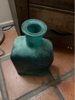 Blue jar decor